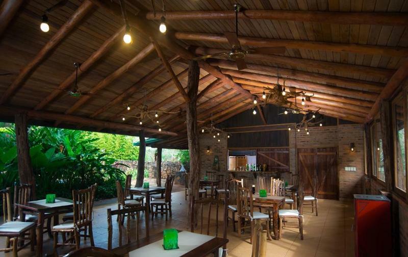 La Aldea De La Selva Lodge ปูแอร์โตอีกวาซู ภายนอก รูปภาพ